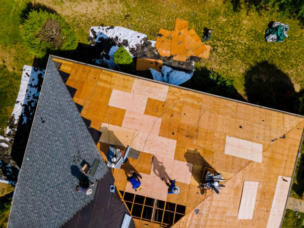 Best Commercial Roofing Services  in Middlebranch, OH